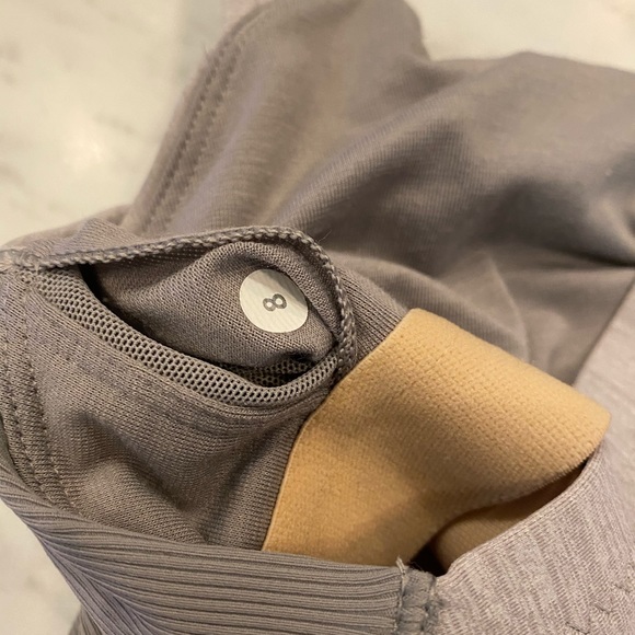 Lululemon Core Kicker Tank with built-in support - Picture 3 of 3